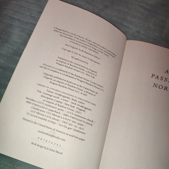 Book A Passage North Anuk Arudpragasam Booker Prize Bestseller Sri Lanka Novel - Picture 6 of 8